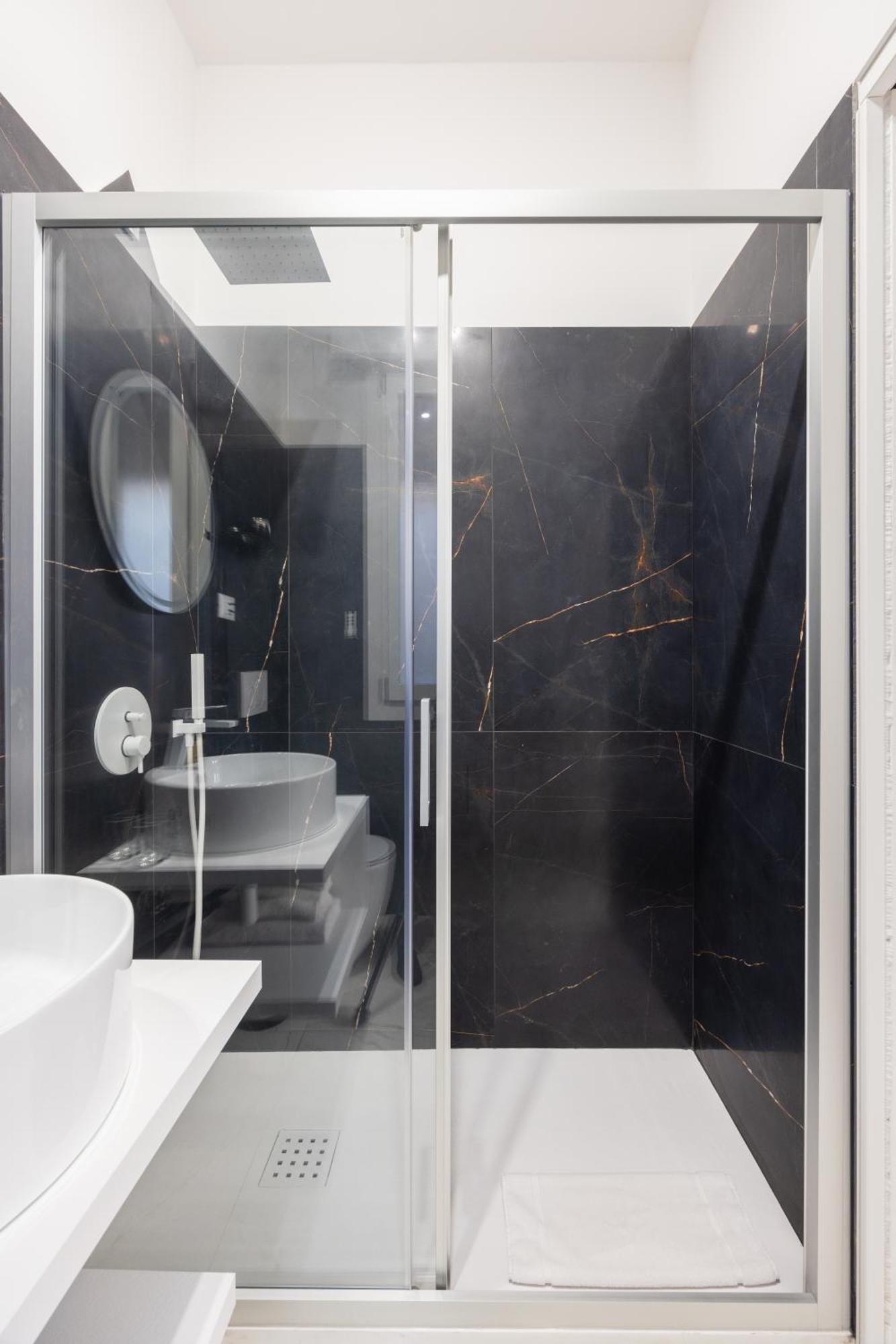 Excelsior Station Suite โบโลญญา ภายนอก รูปภาพ