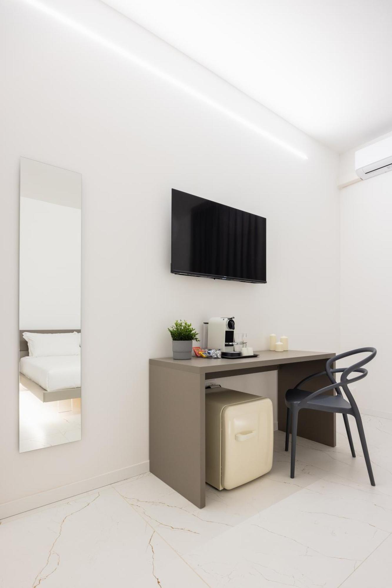 Excelsior Station Suite โบโลญญา ภายนอก รูปภาพ