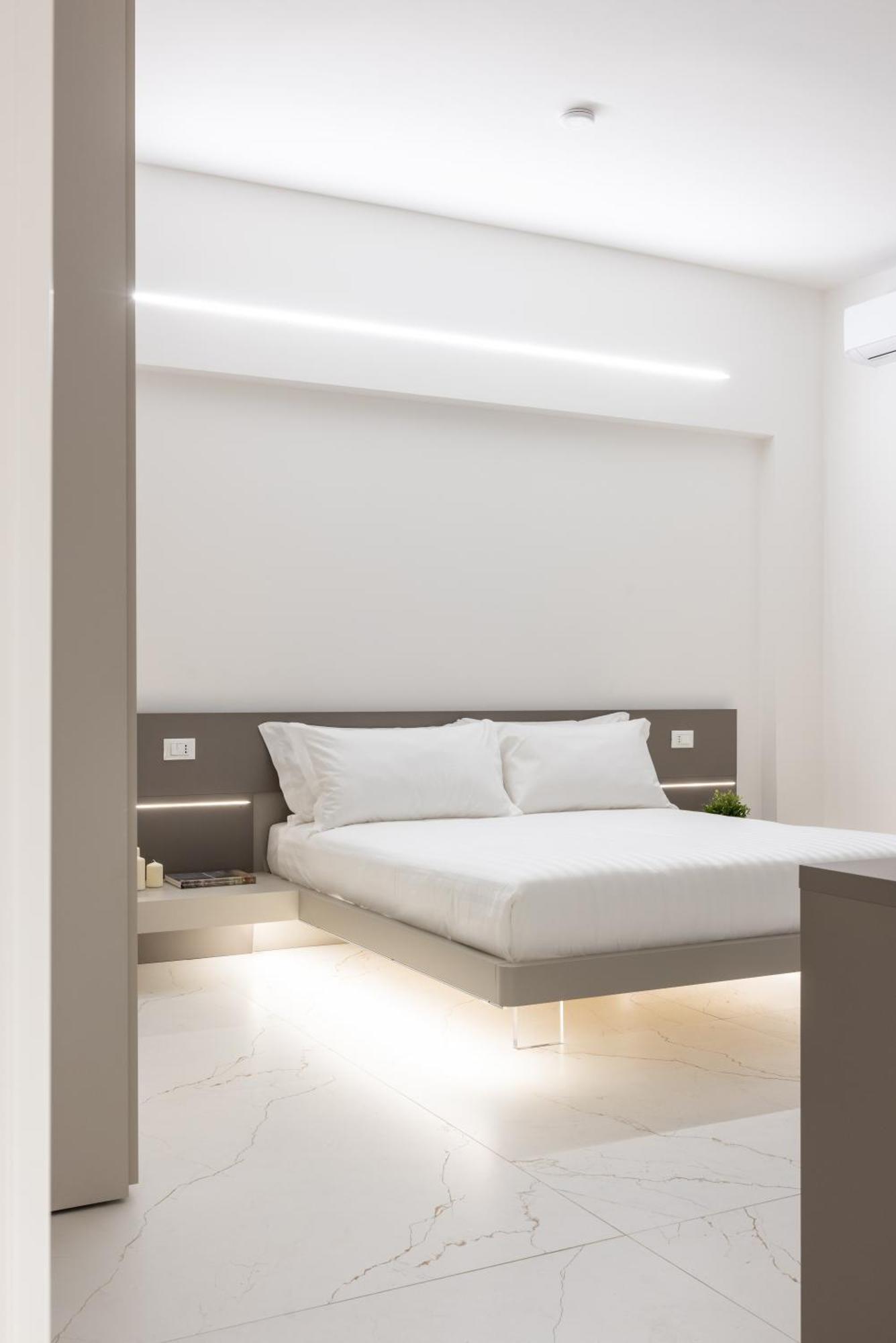 Excelsior Station Suite โบโลญญา ภายนอก รูปภาพ