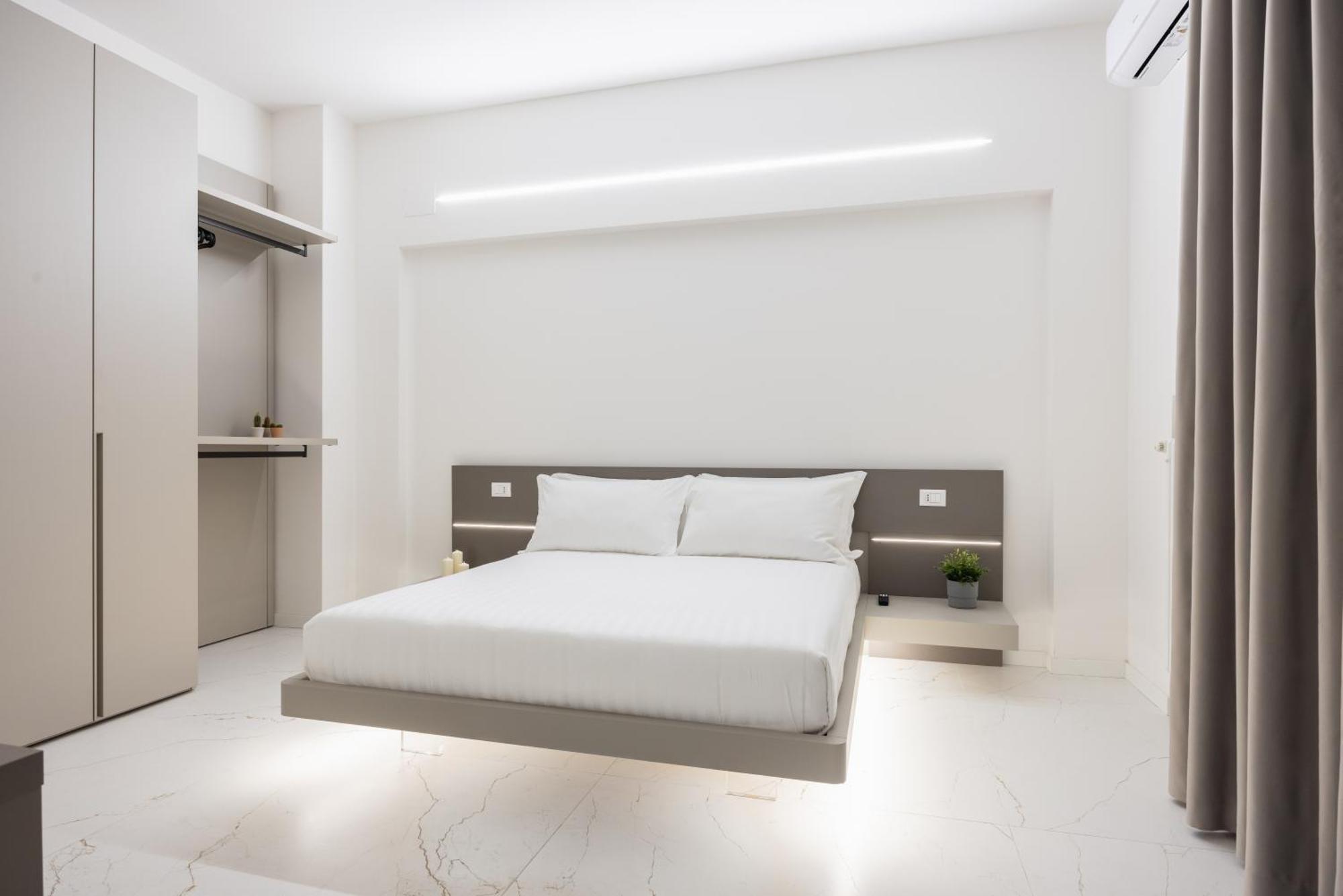 Excelsior Station Suite โบโลญญา ภายนอก รูปภาพ