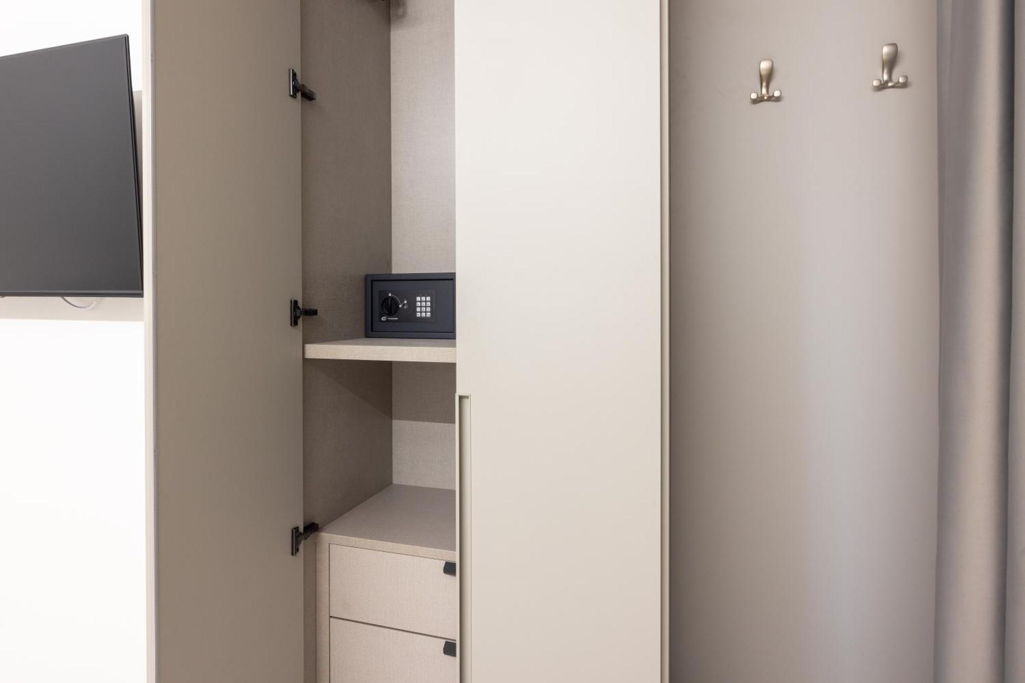 Excelsior Station Suite โบโลญญา ภายนอก รูปภาพ