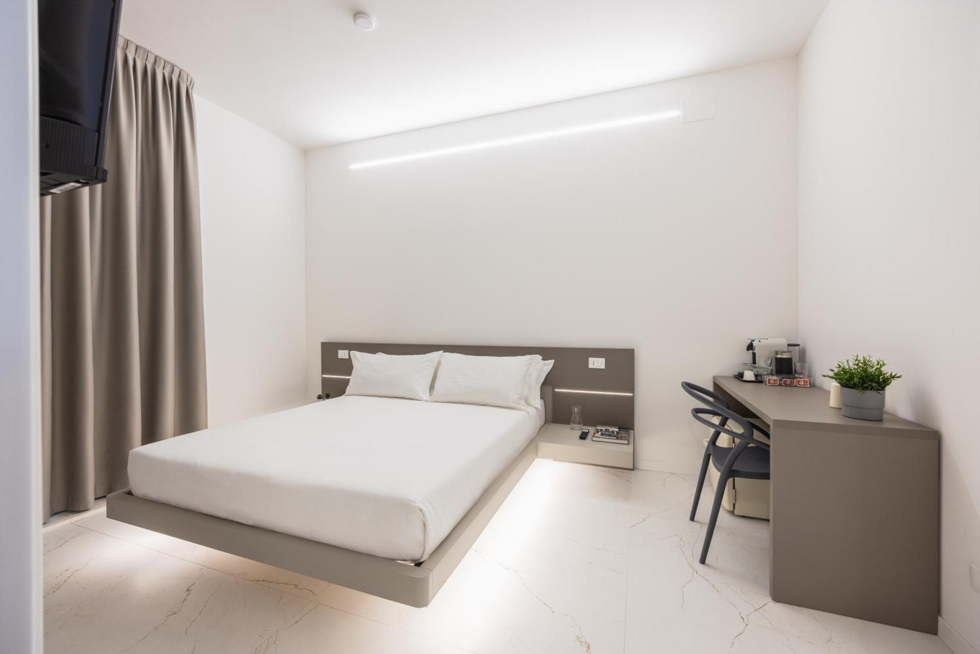 Excelsior Station Suite โบโลญญา ภายนอก รูปภาพ