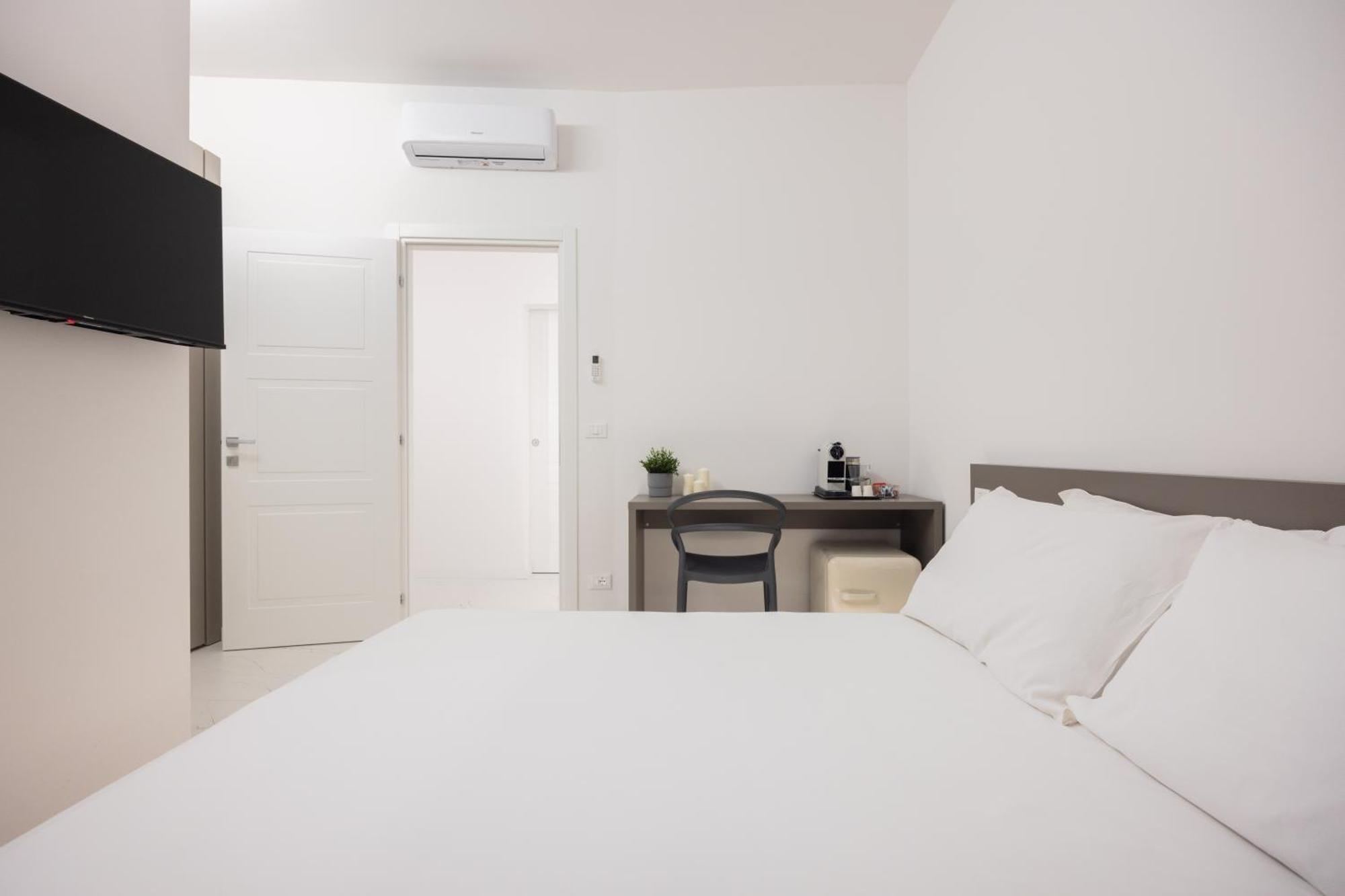 Excelsior Station Suite โบโลญญา ภายนอก รูปภาพ