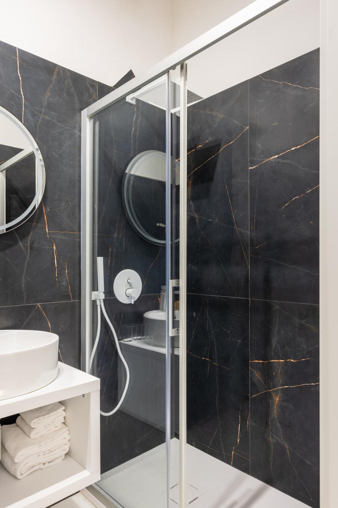 Excelsior Station Suite โบโลญญา ภายนอก รูปภาพ