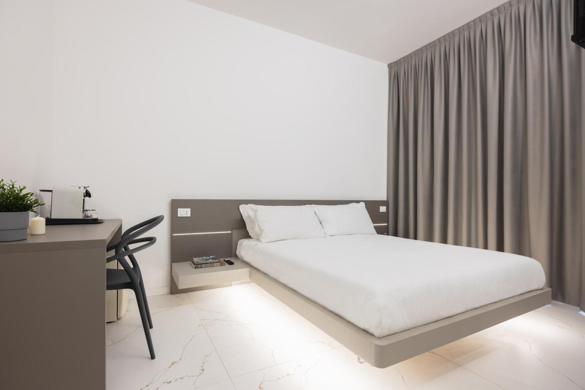 Excelsior Station Suite โบโลญญา ภายนอก รูปภาพ